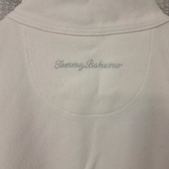 Tommy Bahama heavy sweater - Picture 2 of 2